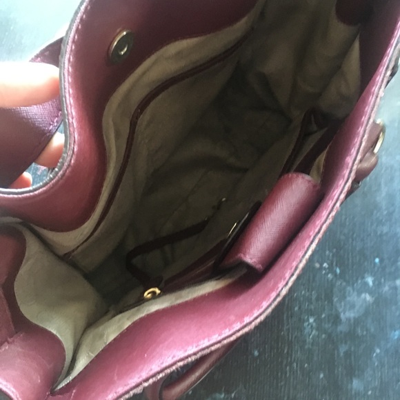 Michael Kors Large Hamilton Tote - Picture 3 of 3